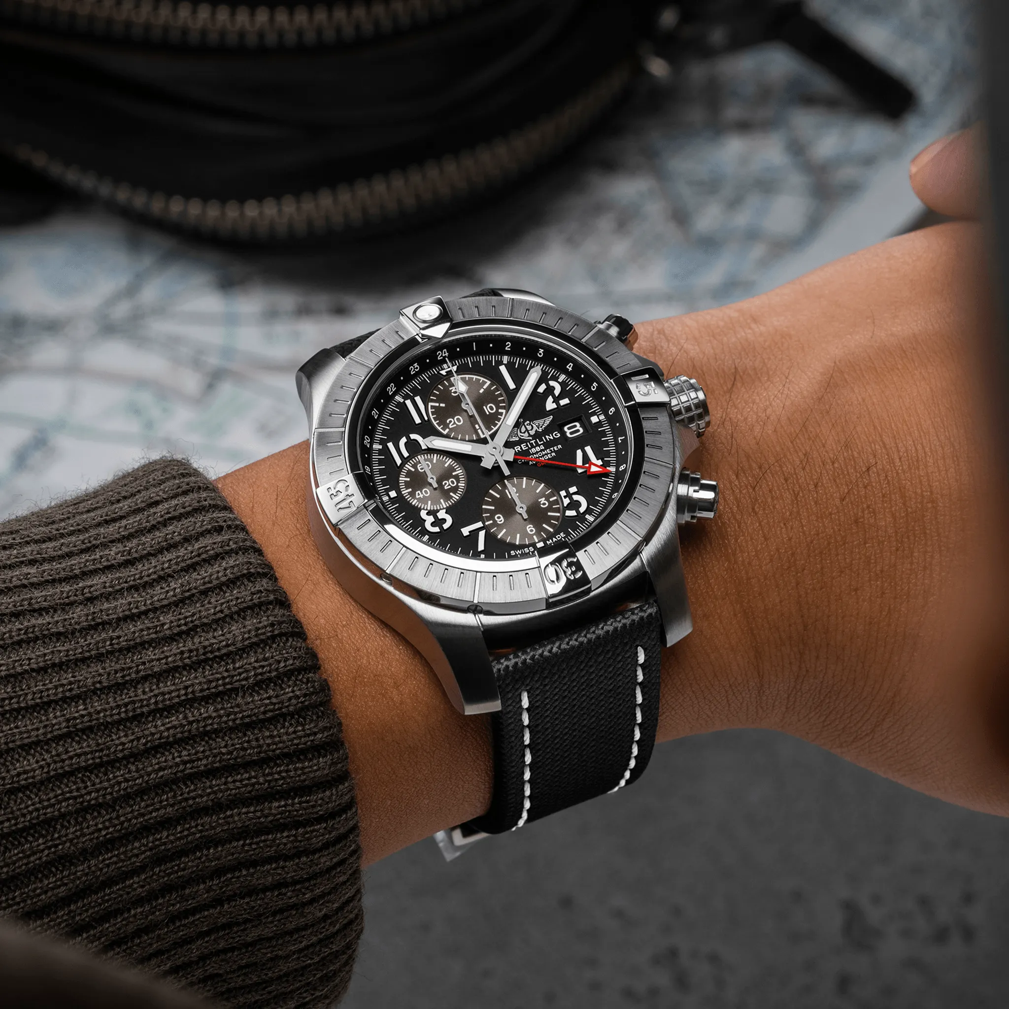 AVENGER CHRONOGRAPH GMT 45