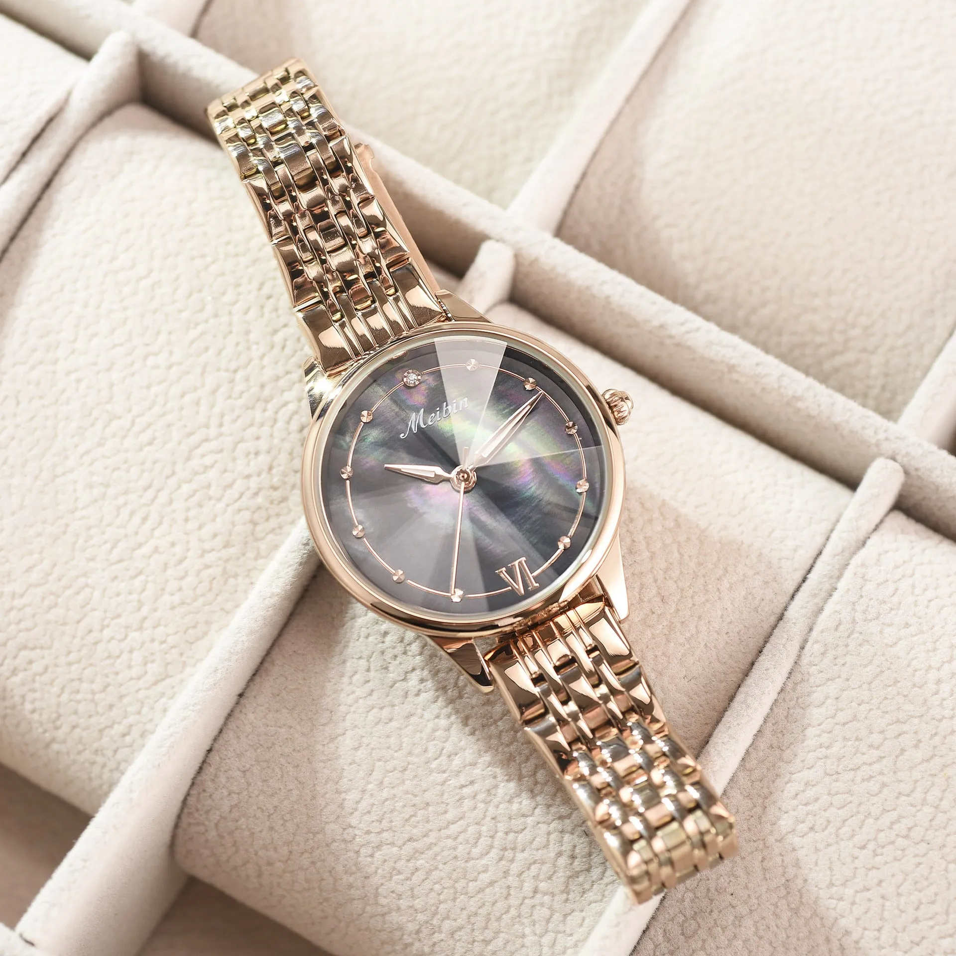 Elegant Geneva Diamond Quartz Watch for Women