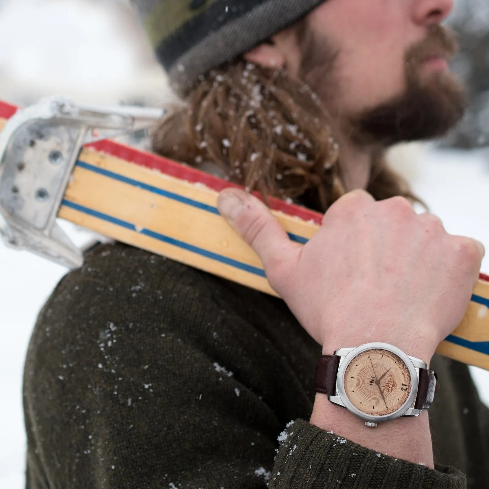 Mens Watch Made of Tree Rings, Perfect 50th Birthday Gift or Anniversary Gift for Parents