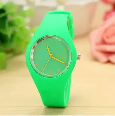 T-GOER Casual Watch - Women's